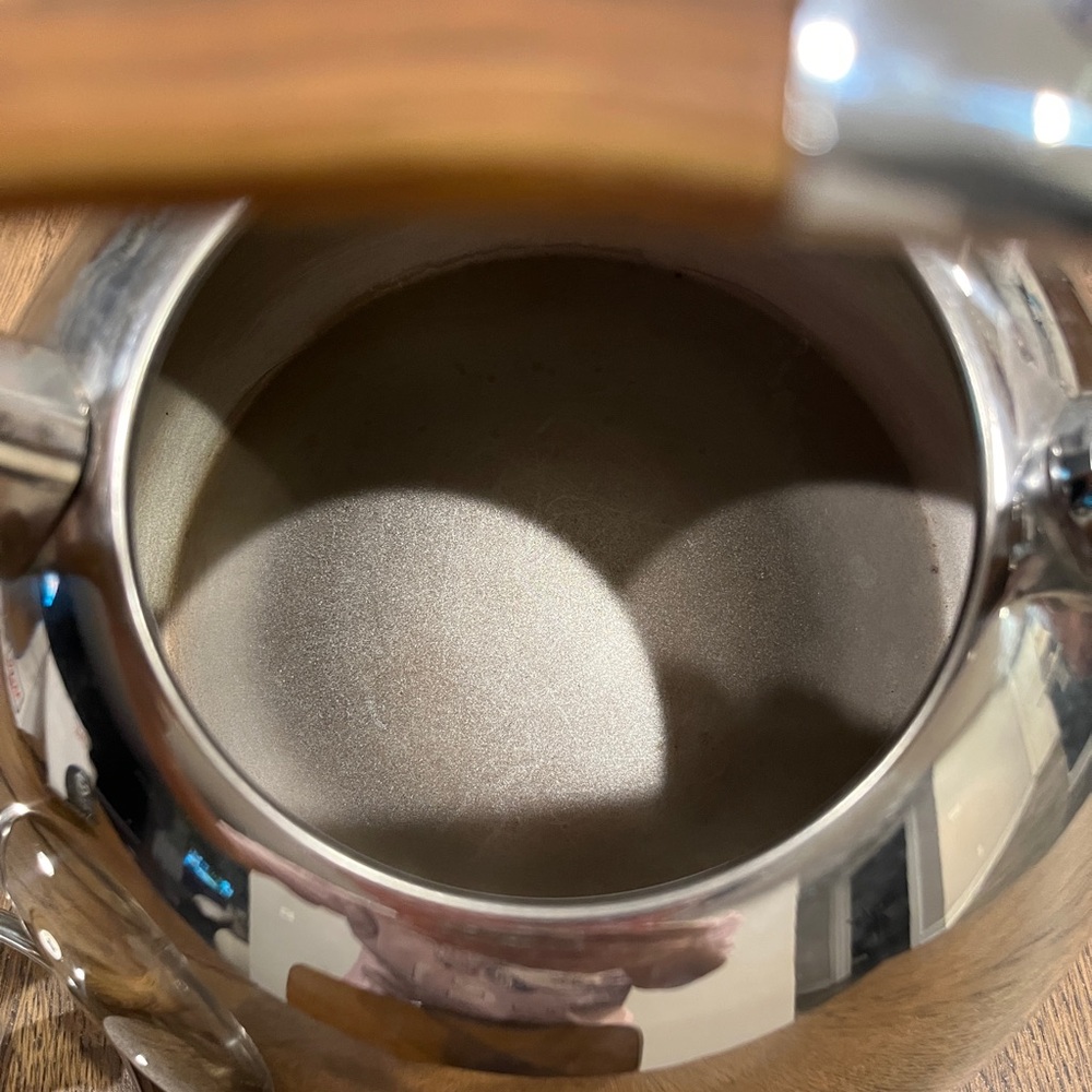 Polished Stainless Steel Kettle with Wooden Handle - Picture 2 of 3